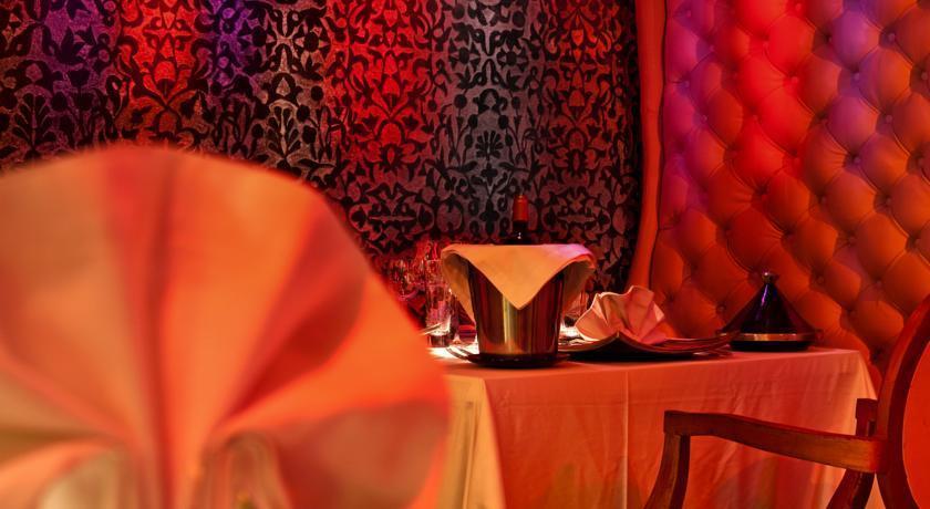 Le Farnatchi Hotel Marrakesh Bagian luar foto